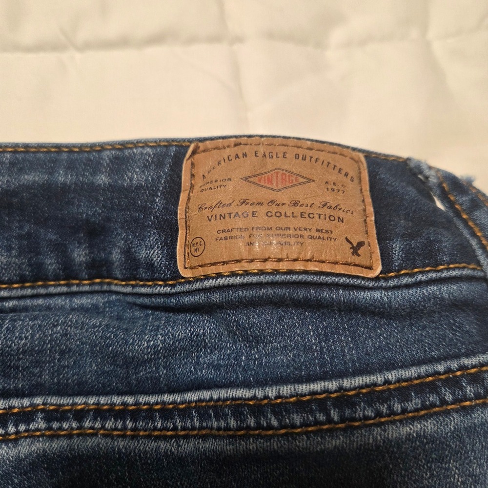 American Eagle Super Stretch Distressed Jegging Jeans Medium Wash Size 2 Regular - Picture 6 of 8